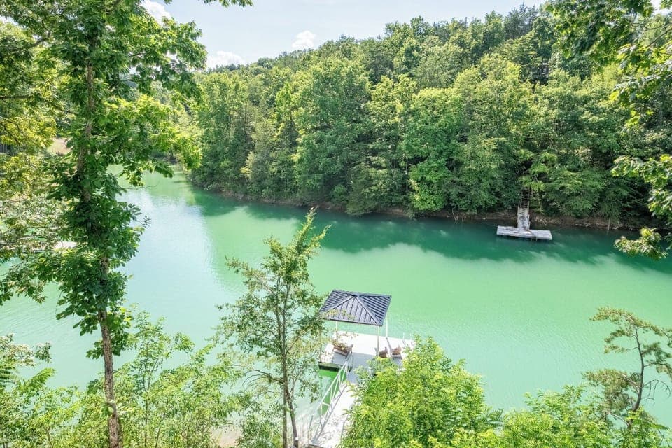 Tranquility Awaits' dock access