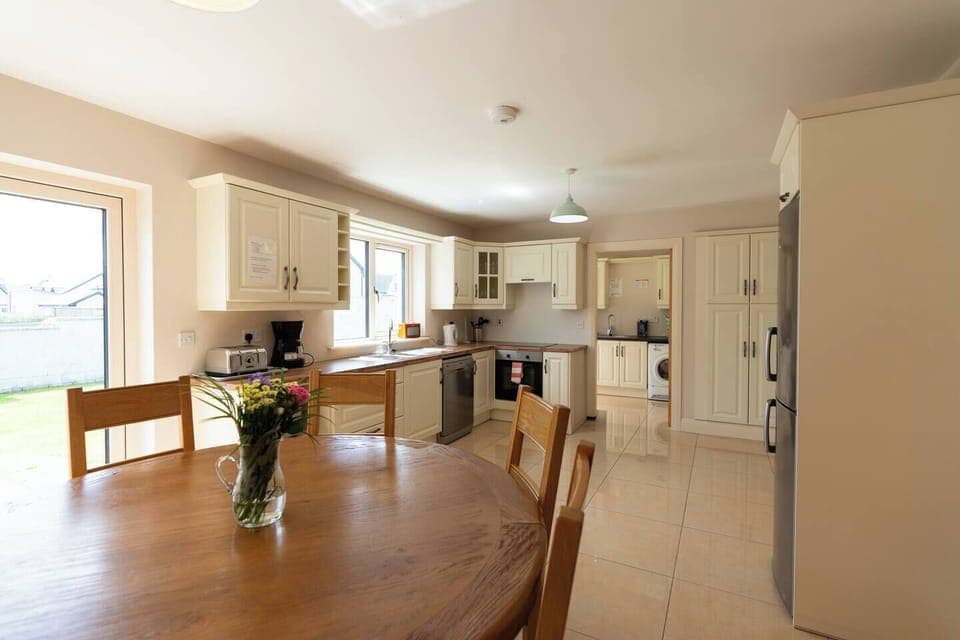 ff663696-9242-4b77-88c1-84706ca224c9