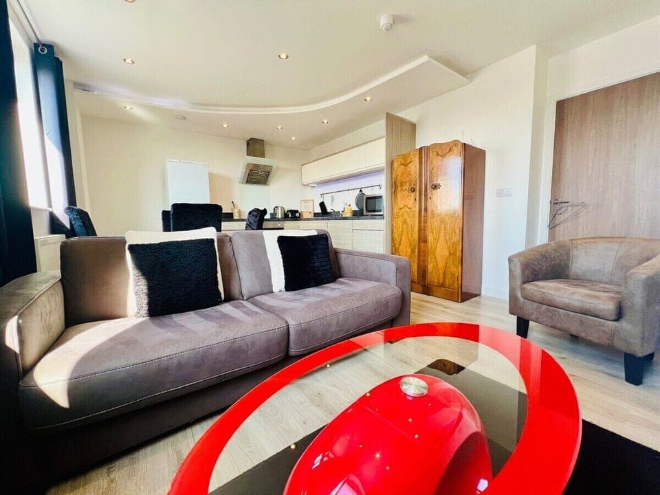 Living Room / Lounge