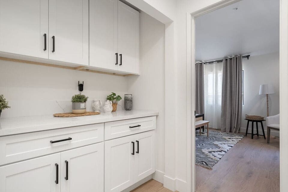 2nd floor master suite