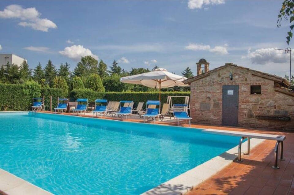 Autumn, Pool, Spring, Summer