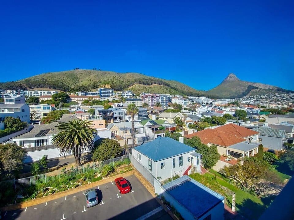Stylish Sea Point Getaway  Secure & Scenic (9850)