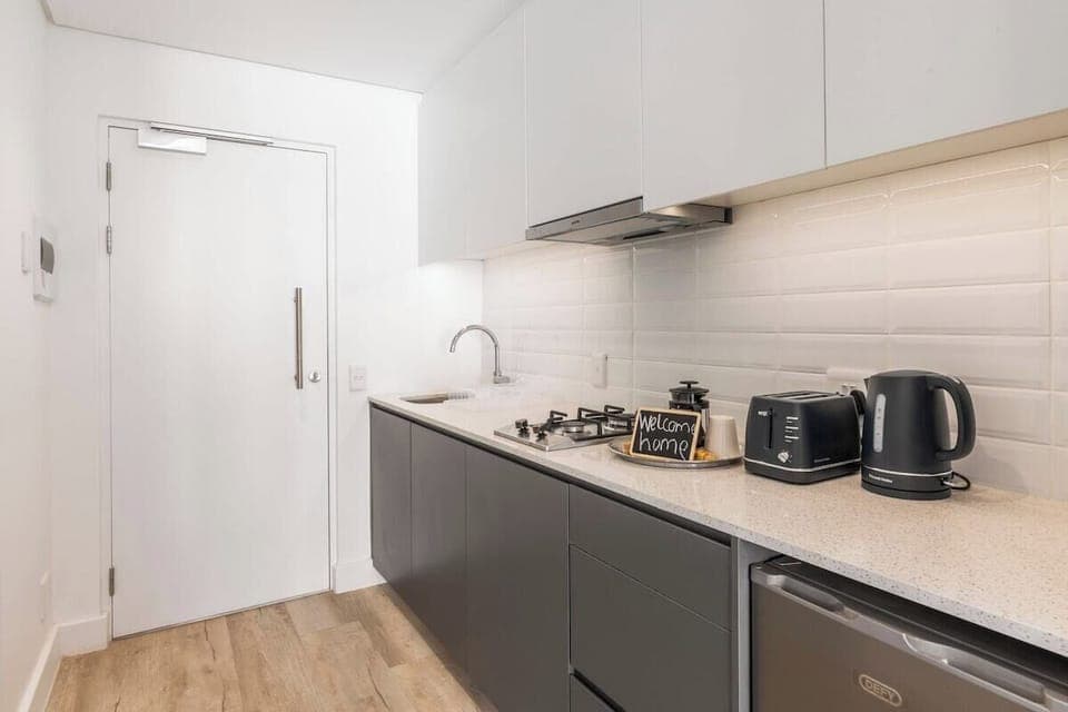 2-BR Apartment with Pool & Secure Parking (20560)