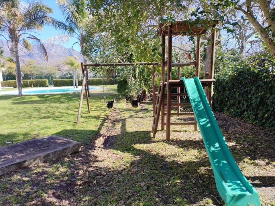 Yalwa House - 2Bedroom Suite, Pool & Tennis Crt (29625)