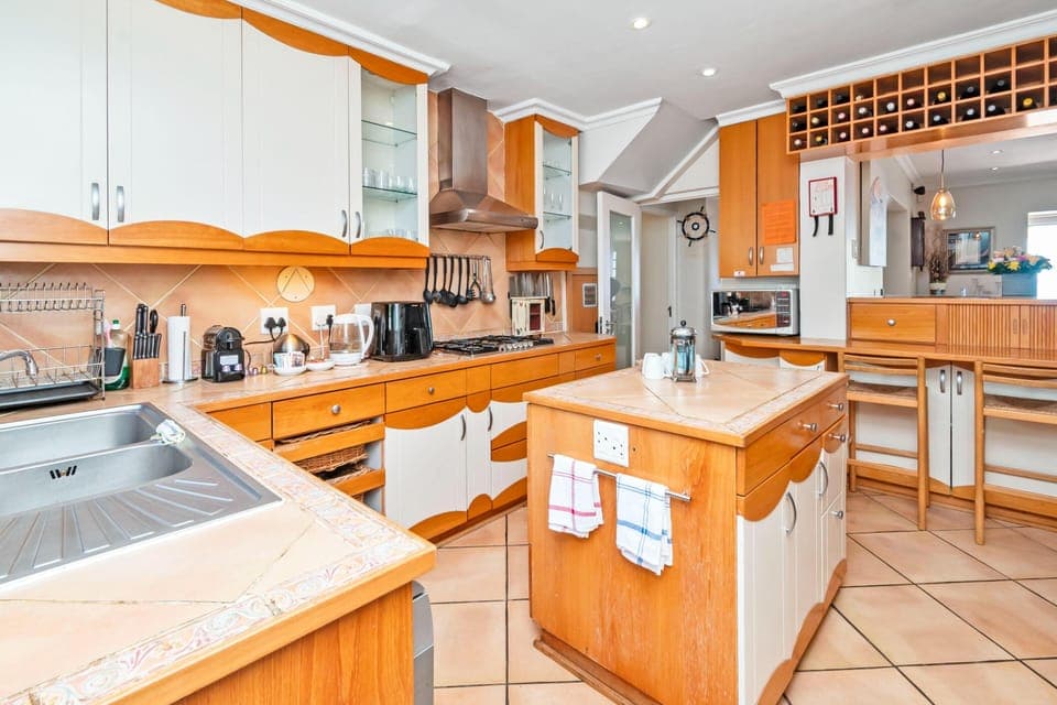 Atlantic Sunsets Camps Bay Villa with Ocean Views (23864)