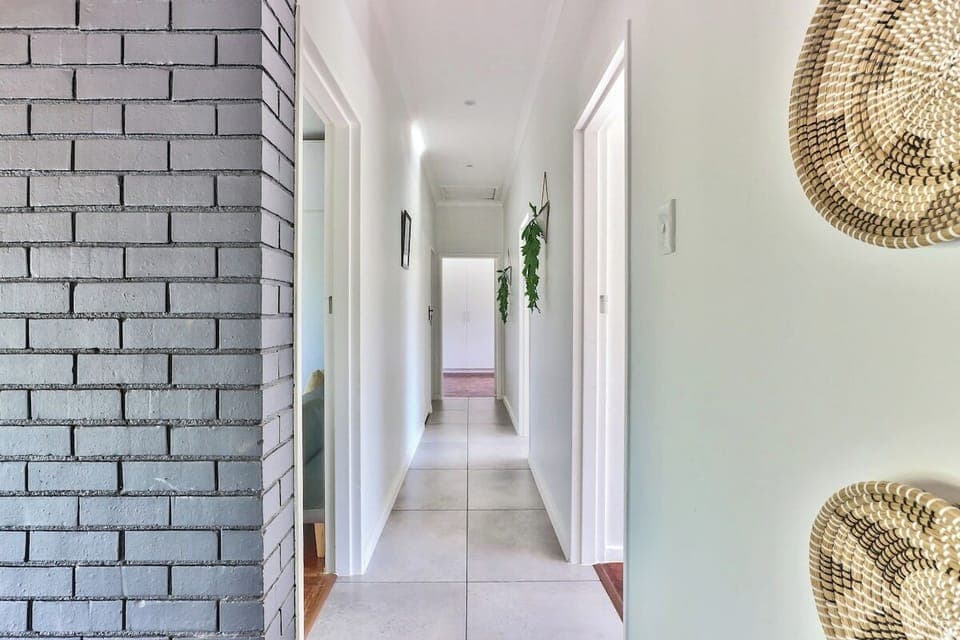 Passage leading to bedrooms