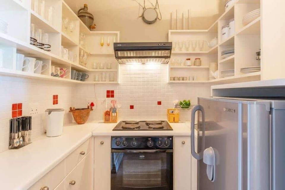 Charming Sea Point Apartment (22634)