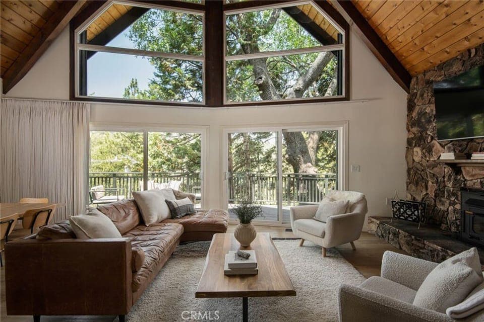 Living Area (Main Level)