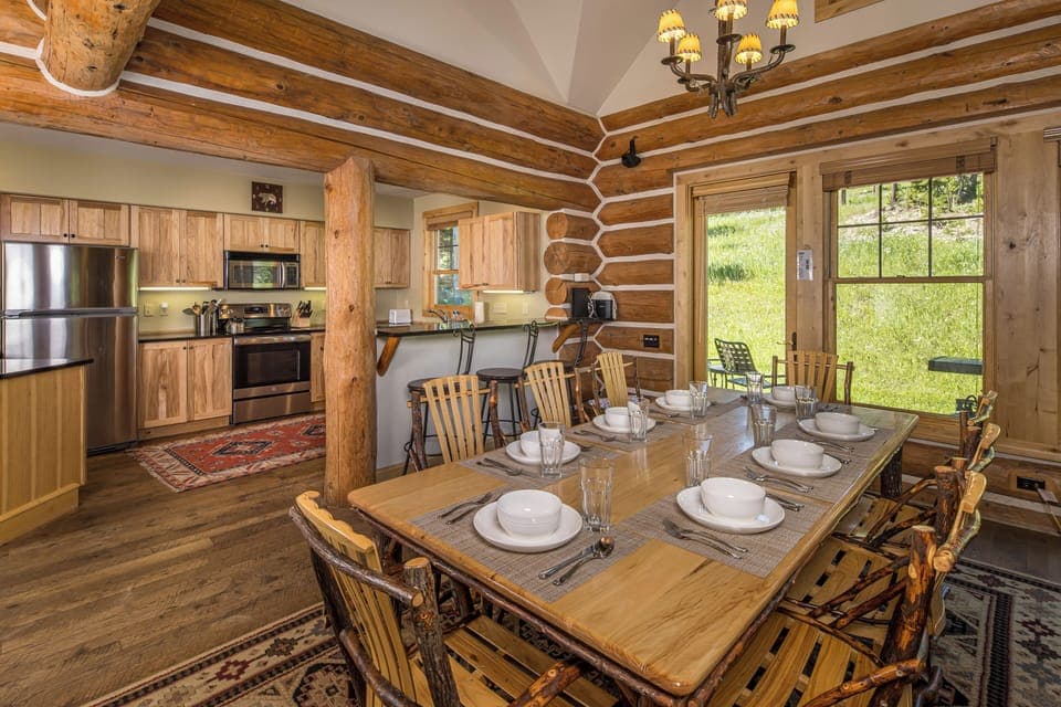 Dining room with seating for 8 | Main Level