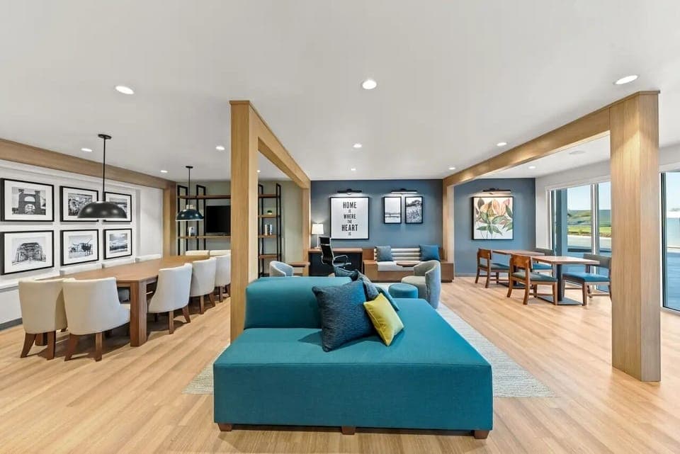 Settle in with coffee and views from the airy lounge.