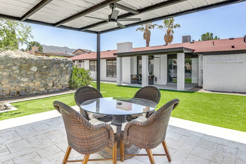 El Paso Vacation Rental | 4BR | 3BA | Steps Required | 2,483 Sq Ft