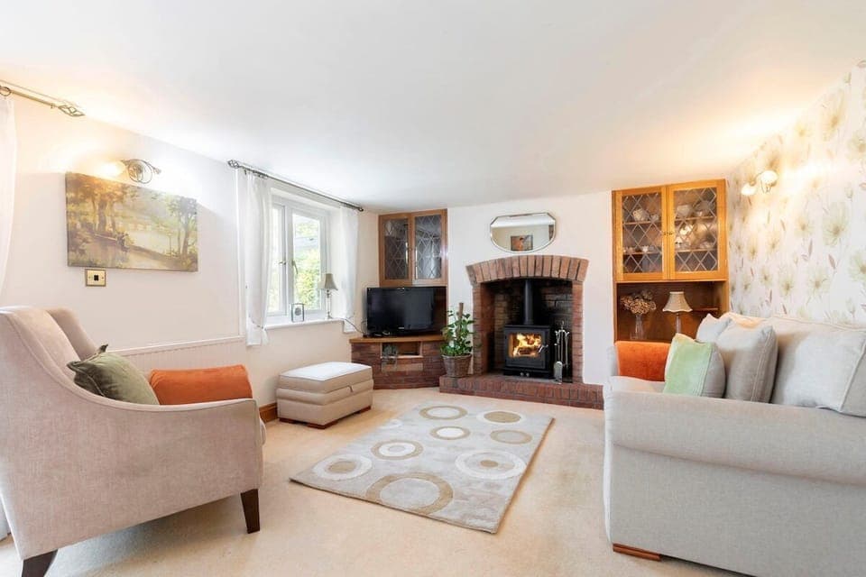 Living Room / Lounge