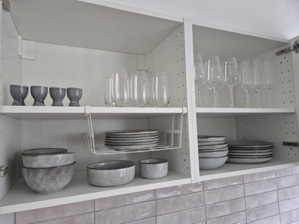 Shelving, Shelf, Furniture, Kitchen, Natural Material, Cupboard, Cabinetry