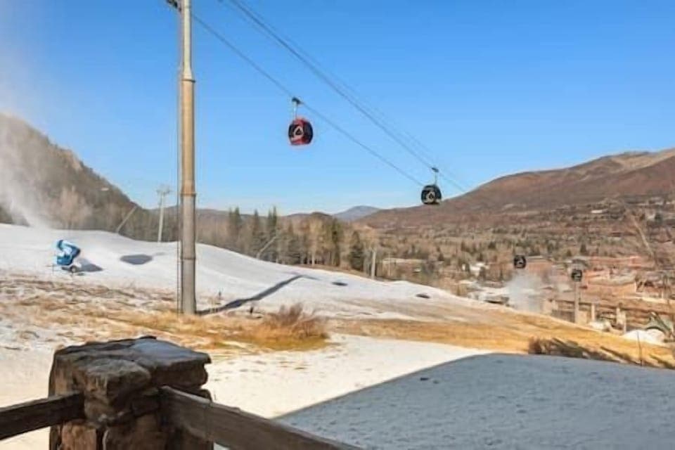 Snow and ski sports