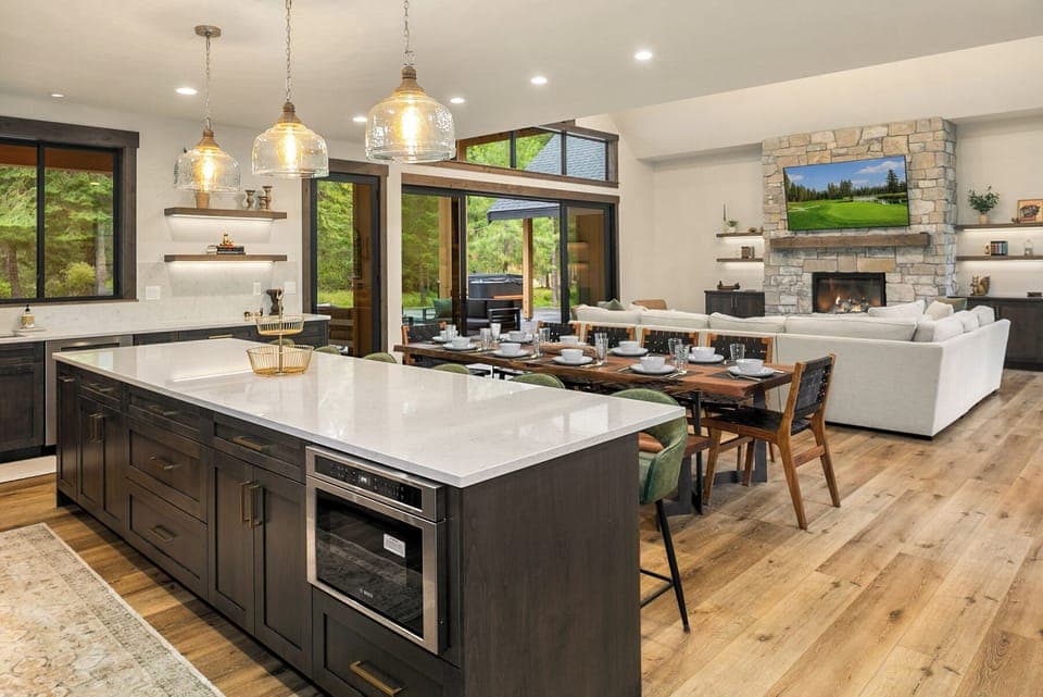 1 More Pool Day. - Looking towards the living room area from the kitchen.