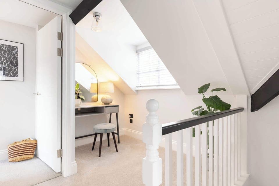 Landing Dressing Area