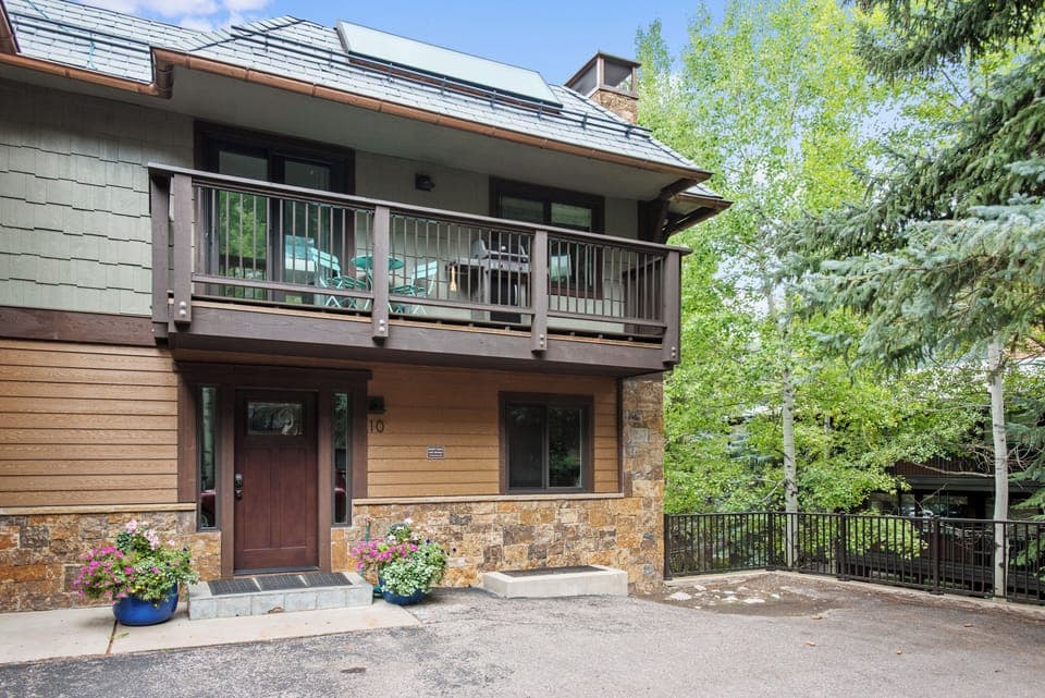 Front Entry - Parking directly in front of unit