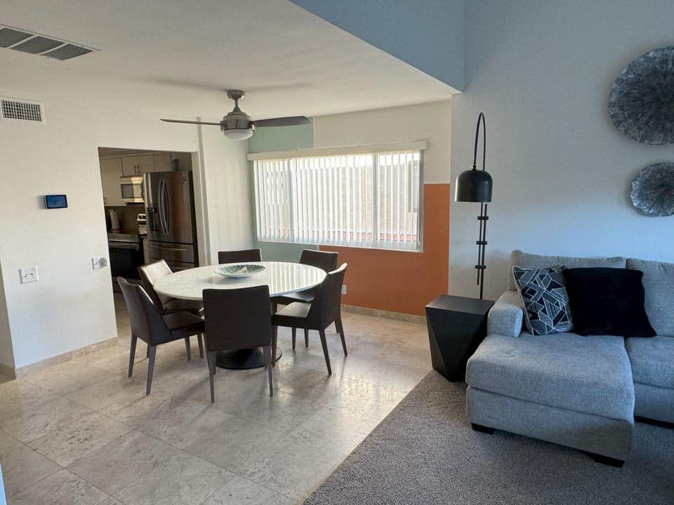 Dining Room Seats 6