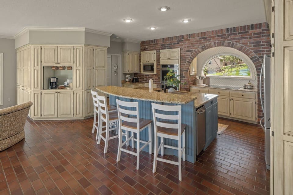 Fully stocked kitchen.