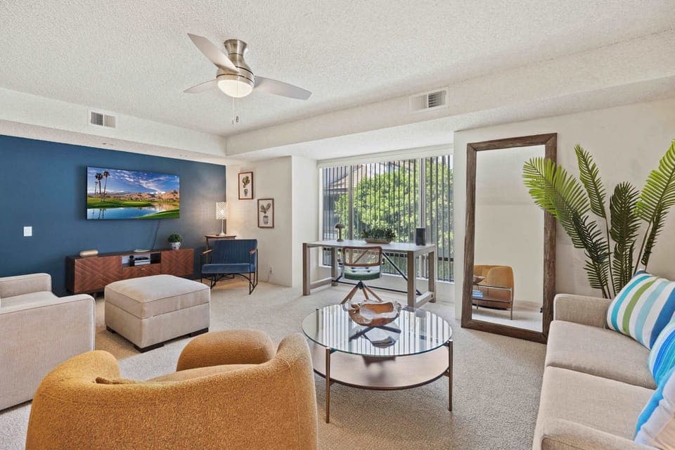 Living area with Smart TV and sofa sleeper 