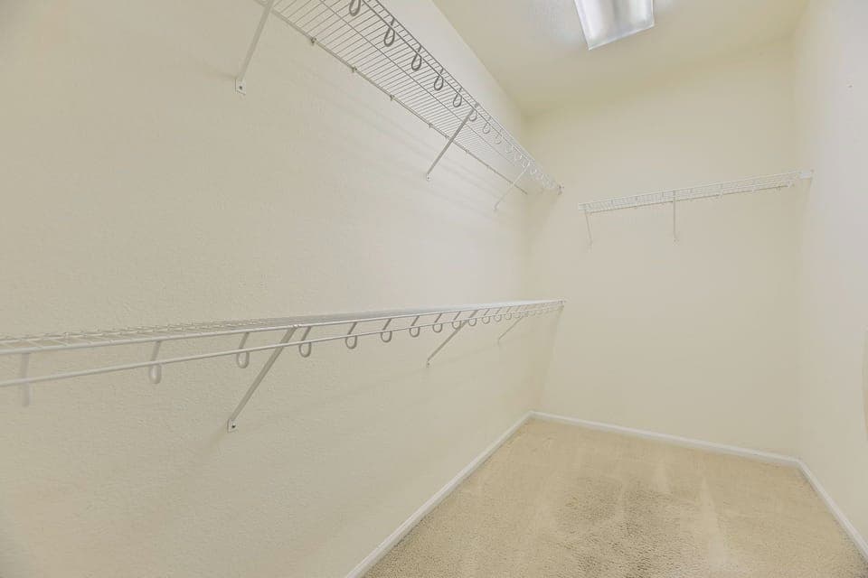 Walk in closet