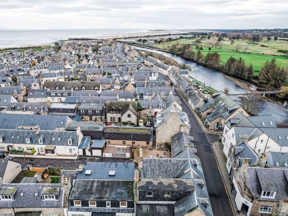 Architecture, Family Car, Church, Chapel, Luxury Vehicle, City Car