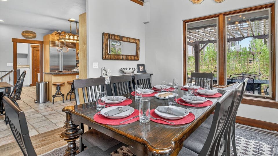 Dining Area, Main Level