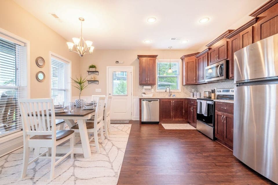 Fabulous Farmhouse's kitchen and dining areas