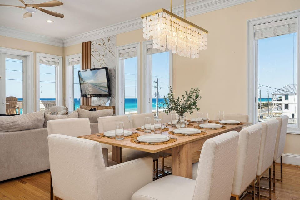 Designed for long dinners and great conversations ✨