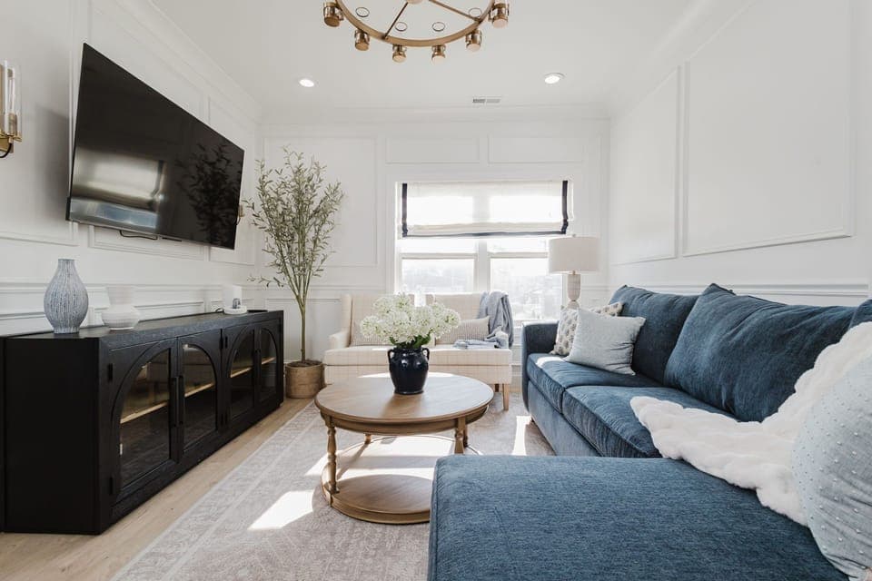 Kick back with family and friends in the comfortable living space!