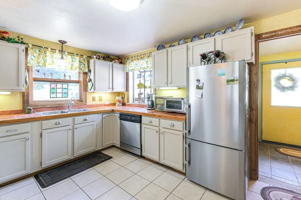 Kitchen | 1st Floor