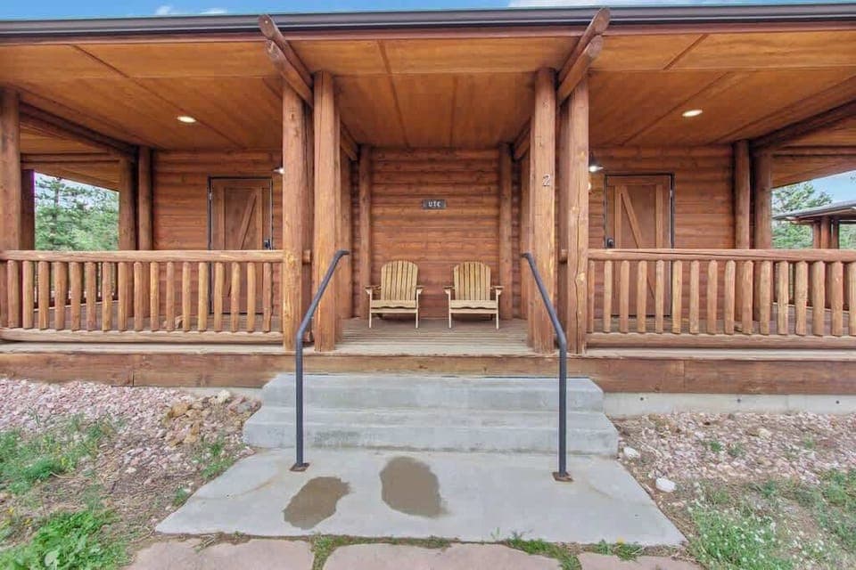 Ute Shared Porch
