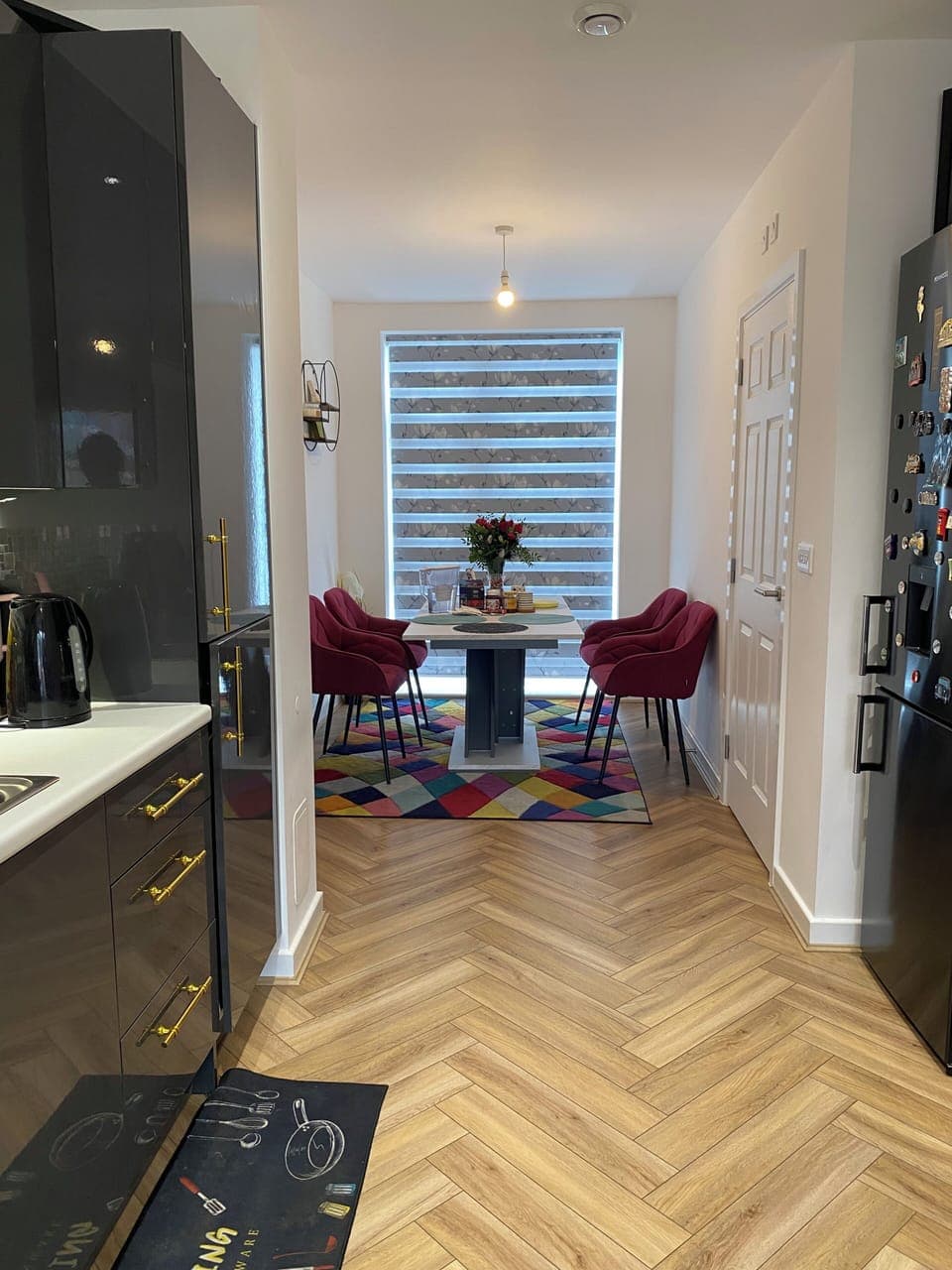 Access to dining area, free tea/coffee on dining table