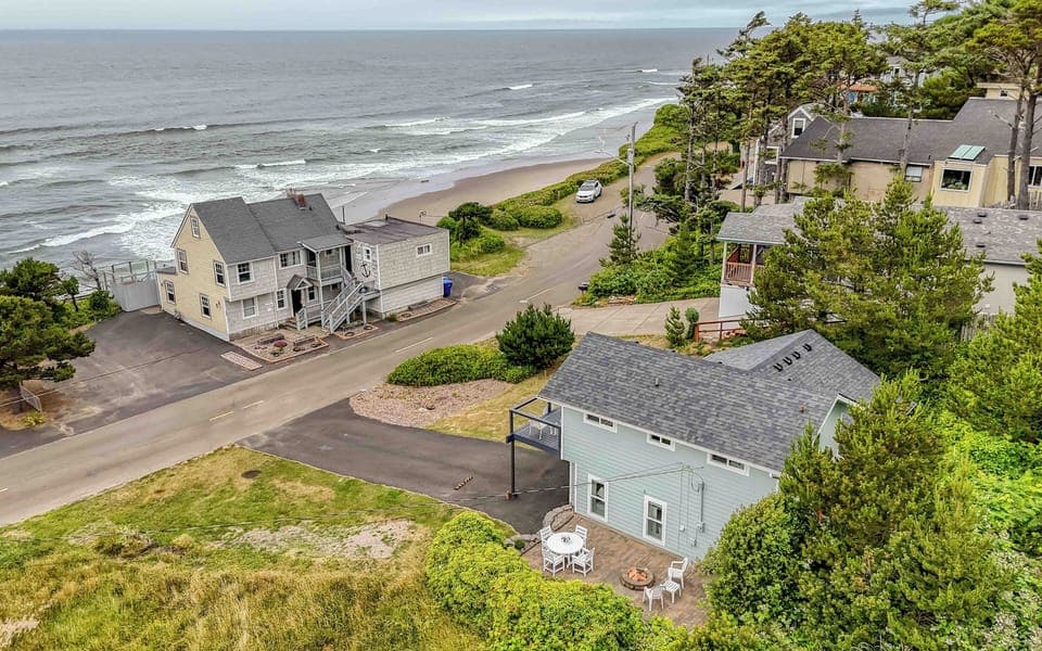 The Cozy Pelican-134