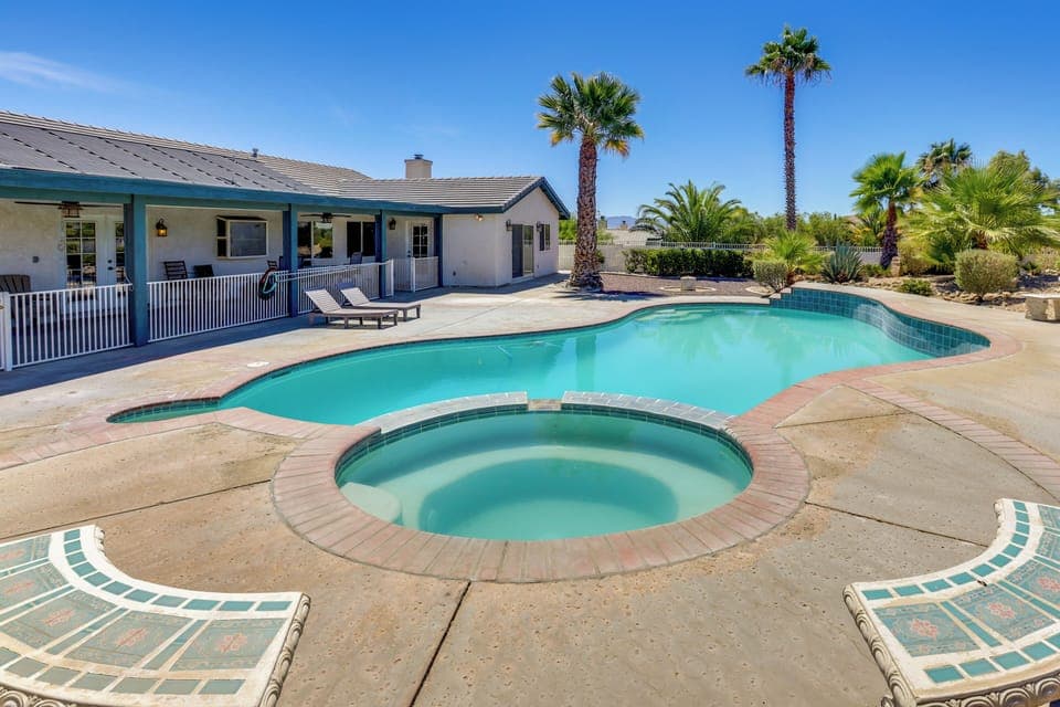 Apple Valley Vacation Rental | 4BR | 2.5BA | 3 Steps Required | 3,078 Sq Ft