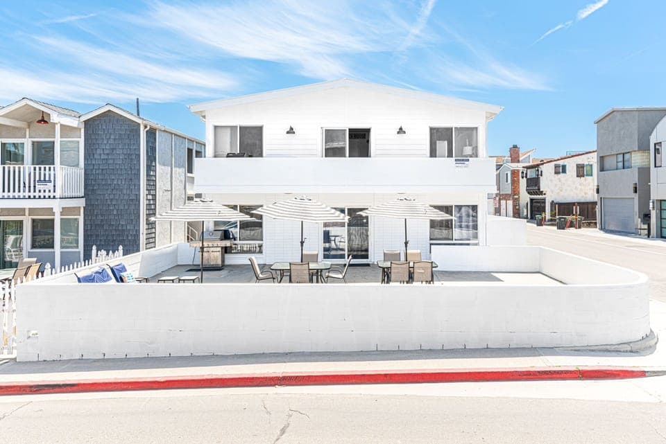 This exclusive offering includes the entire home, seamlessly uniting the lower and upper residences for your private use
                