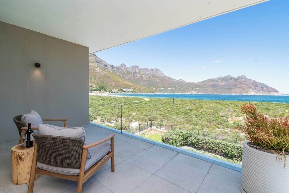 Beach House Studio with  Scenic Hout Bay Views (33708)