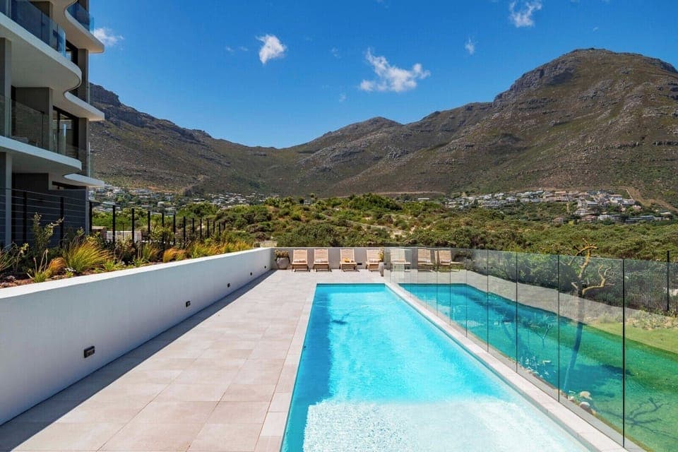 Hout Bay Beach House Ground Floor Studio with Pool (33594)