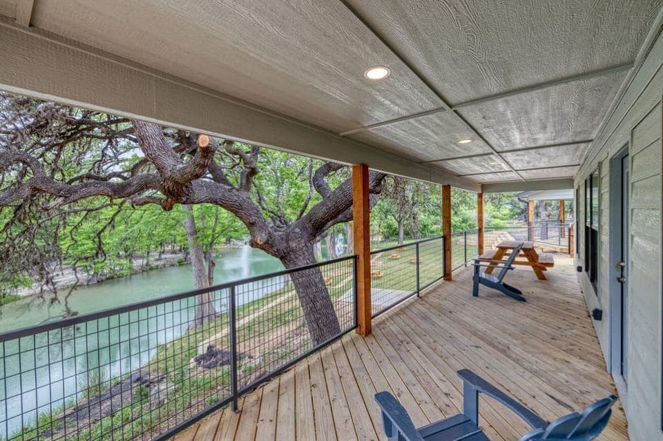 Rivers Edge Cabin porch views
