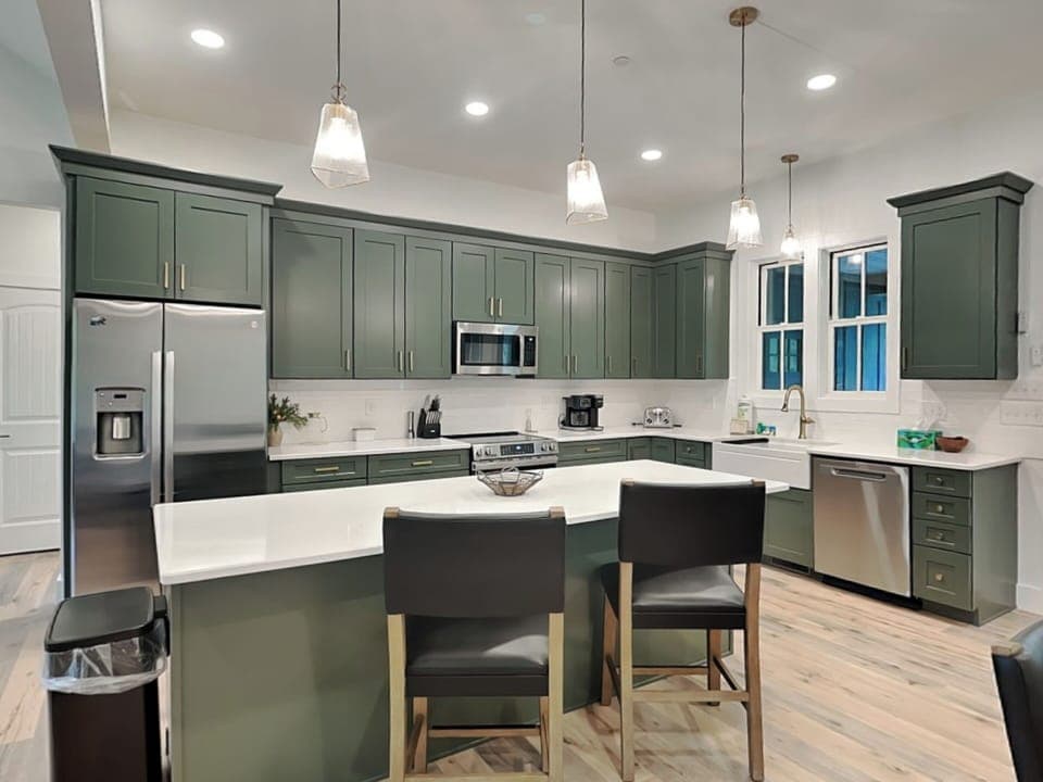Full Kitchen