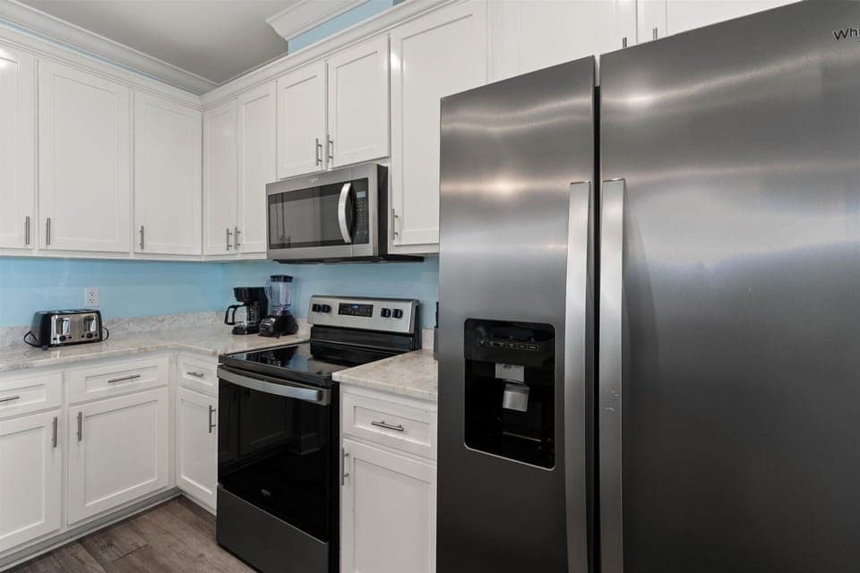 Dauphin Blue Kitchen Appliances