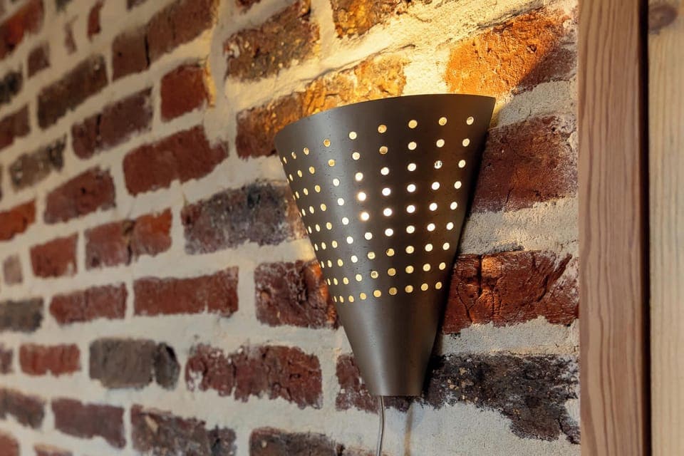 Rustic Brick Wall Lamp