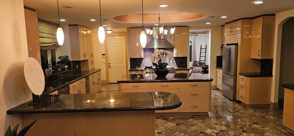 Chef's Kitchen with Huge Center Island