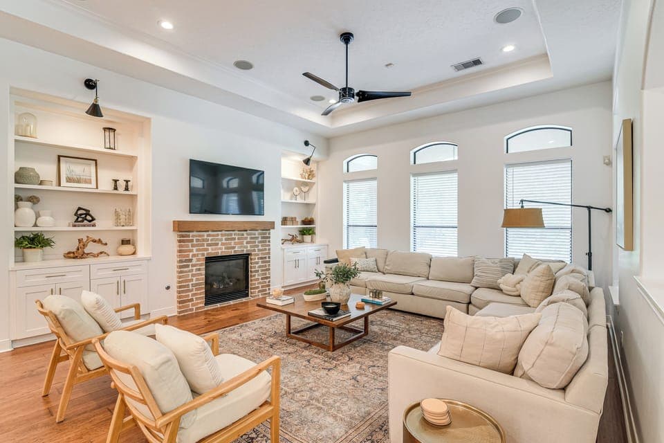 Manvel Vacation Rental | 5BR | 2.5BA | 3,000 Sq Ft | 1 Step to Access