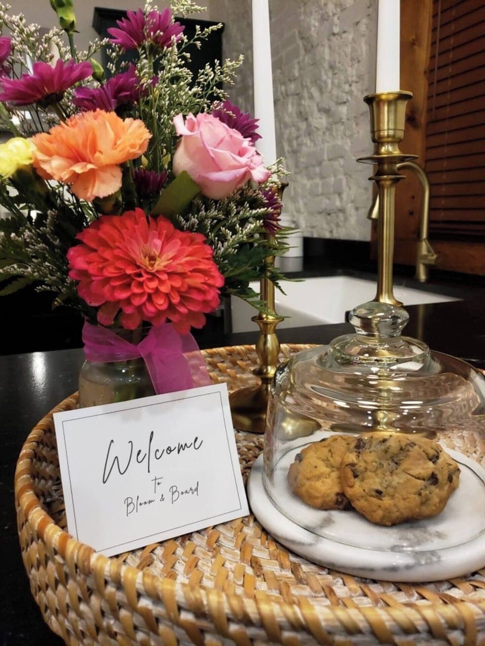 Cookies and fresh flowers welcome you to Bloom & Board. 