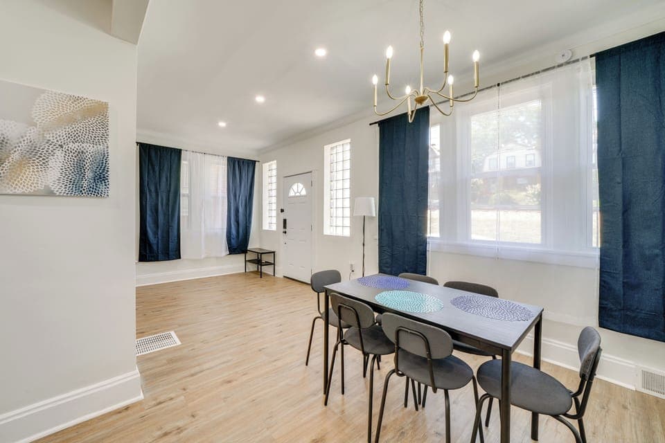 Dining Area | Dishware/Flatware Provided | High Chair | 1st Floor