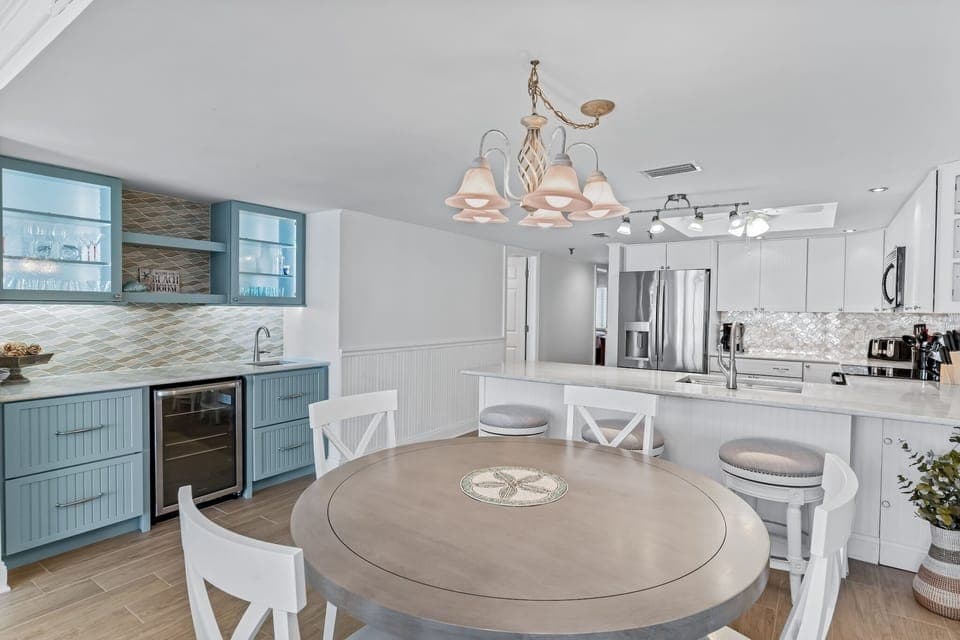 JC Resorts Sand Dollar 510 Dining Room Indian Shores