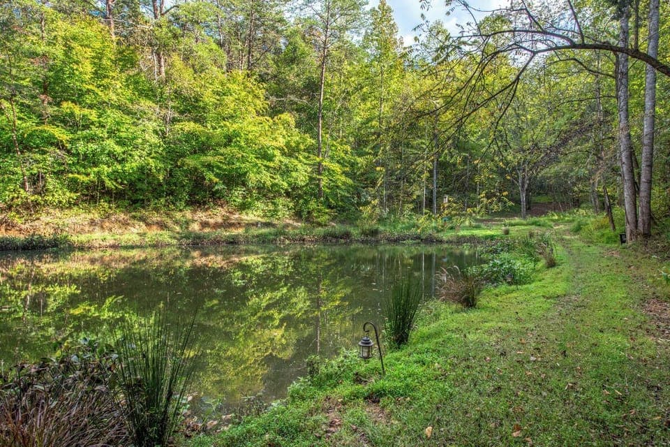 Outside of Maple Valley Farm House