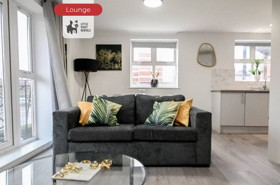 Living Room / Lounge