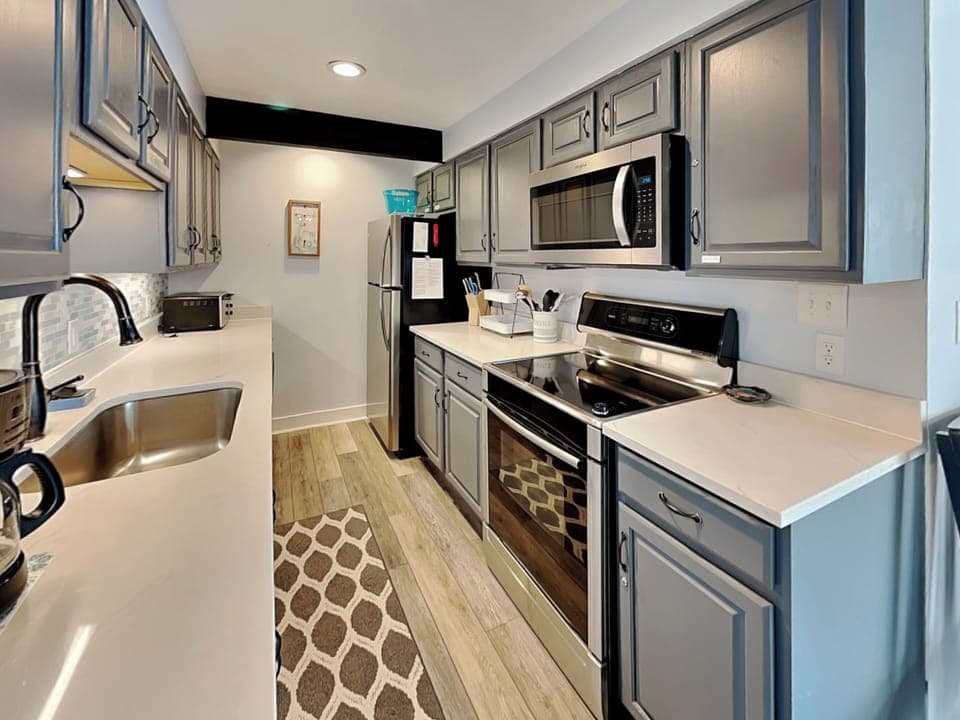 Full Kitchen